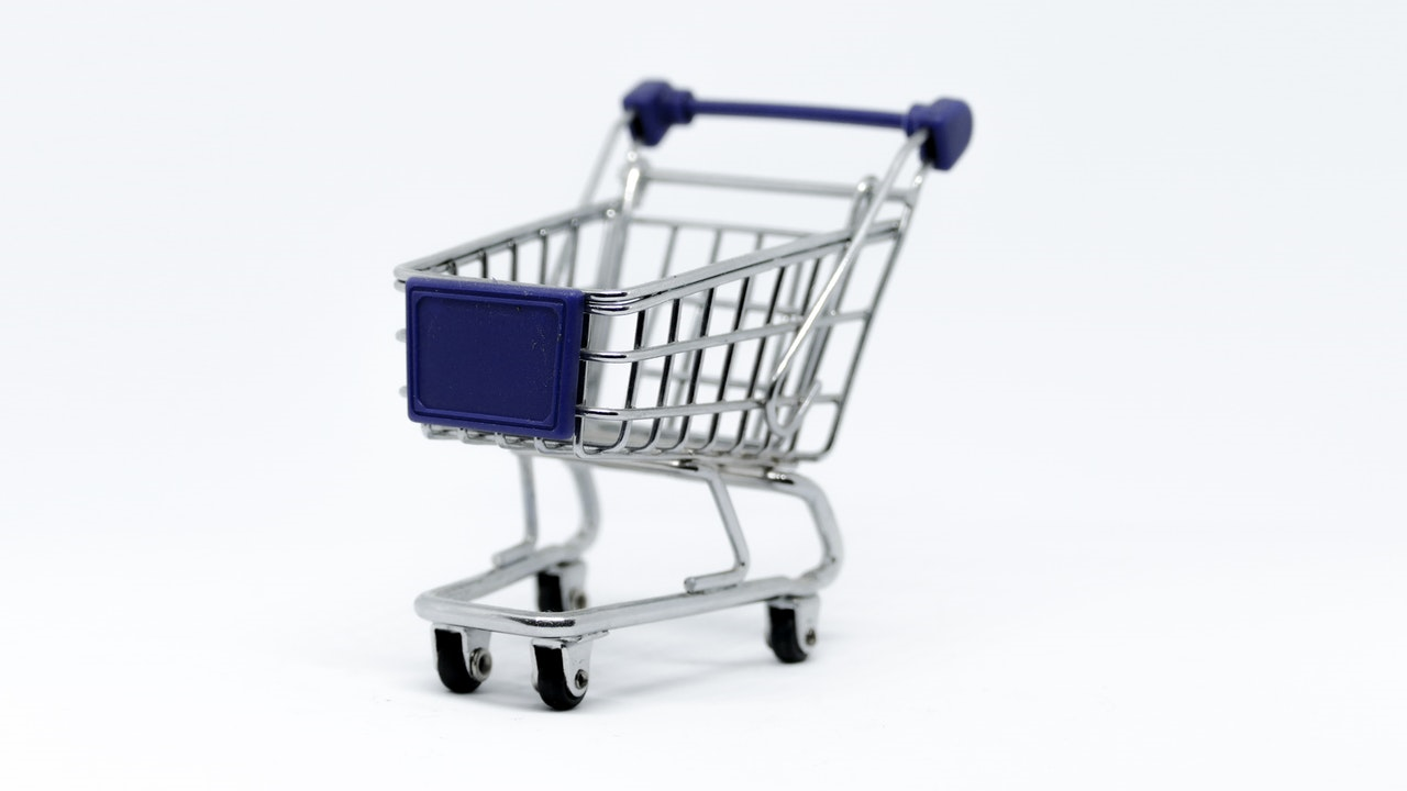 Towards a Seamless Subscriber Checkout Experience for Subscription Business